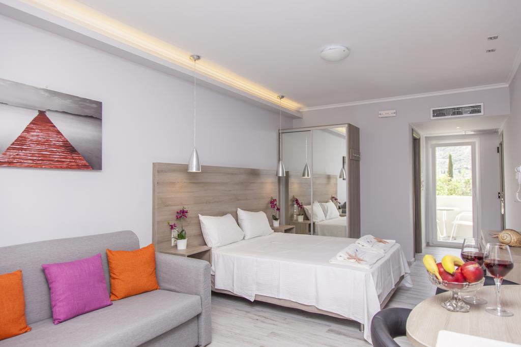 Aggelos Apartments & Deluxe Studios Nydri  Zimmer foto