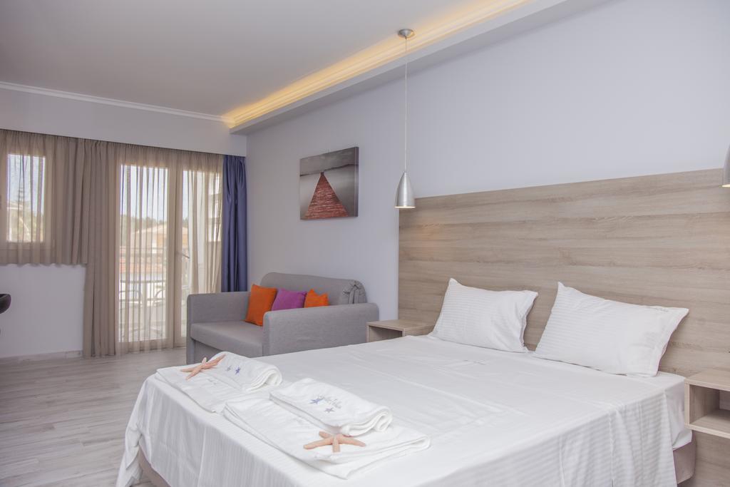 Aggelos Apartments & Deluxe Studios Nydri  Zimmer foto