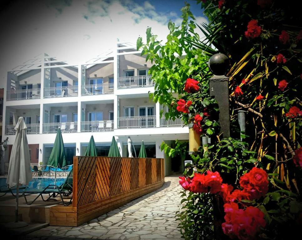 Aggelos Apartments & Deluxe Studios Nydri  Exterior foto